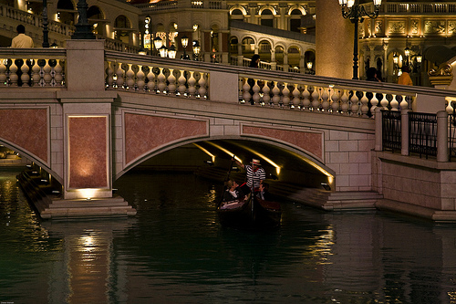 Post image for Boat ride at the Venetian | Picture Las Vegas