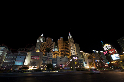 Post image for New York, New York at Night | Picture Las Vegas