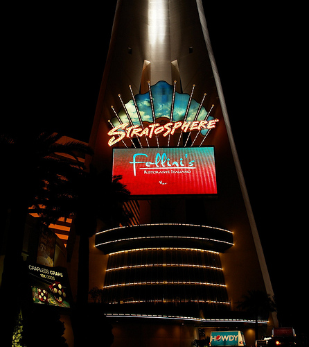 Post image for Stratosphere Sign | Picture Las Vegas