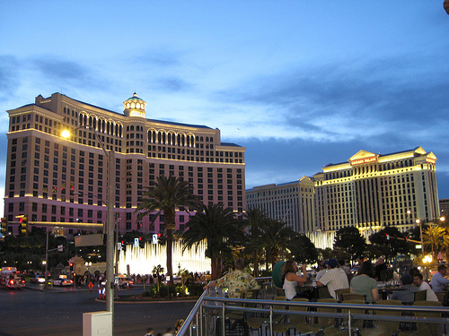 Post image for The Bellagio at Dusk | Picture Las Vegas